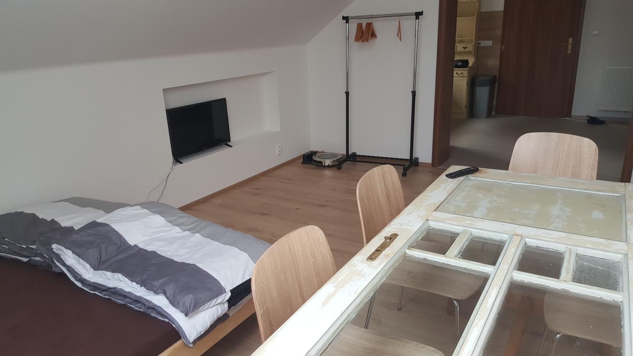 Apartmany Za Sakurou Hodonín エクステリア 写真